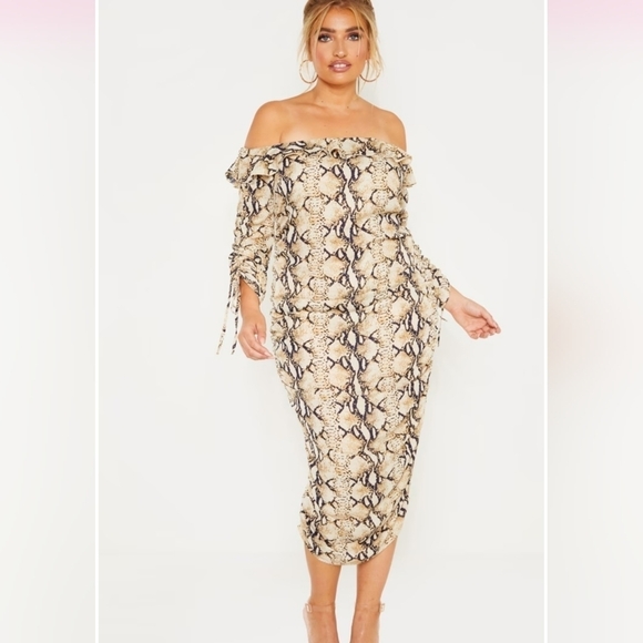 Pretty Little Thing Plus Taupe Snake Print Ruched Side Bardot Dress Size 12 NWT - Picture 1 of 10
